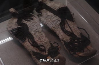旧物不言，时光证人 ｜ 第七期：一双草鞋的红色传奇