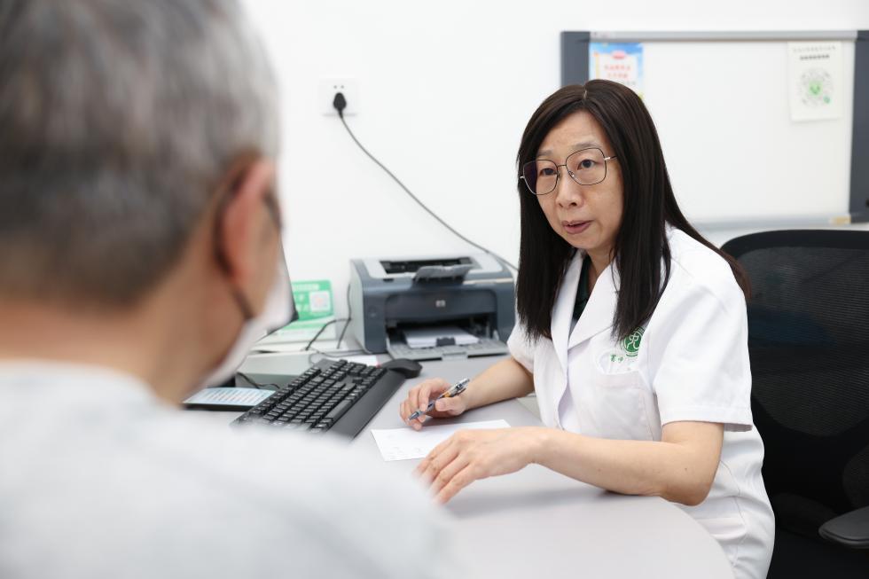 葛峥主任嘱咐患者平日注意事项