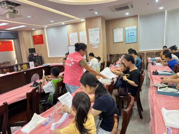 “交”个朋友，“通”享童趣——西乡街道麻布社区这场亲子活动很“安”全