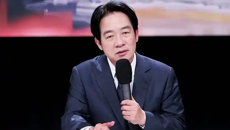 郑丽文评价“老同事”赖清德：刚愎自用非常狭隘