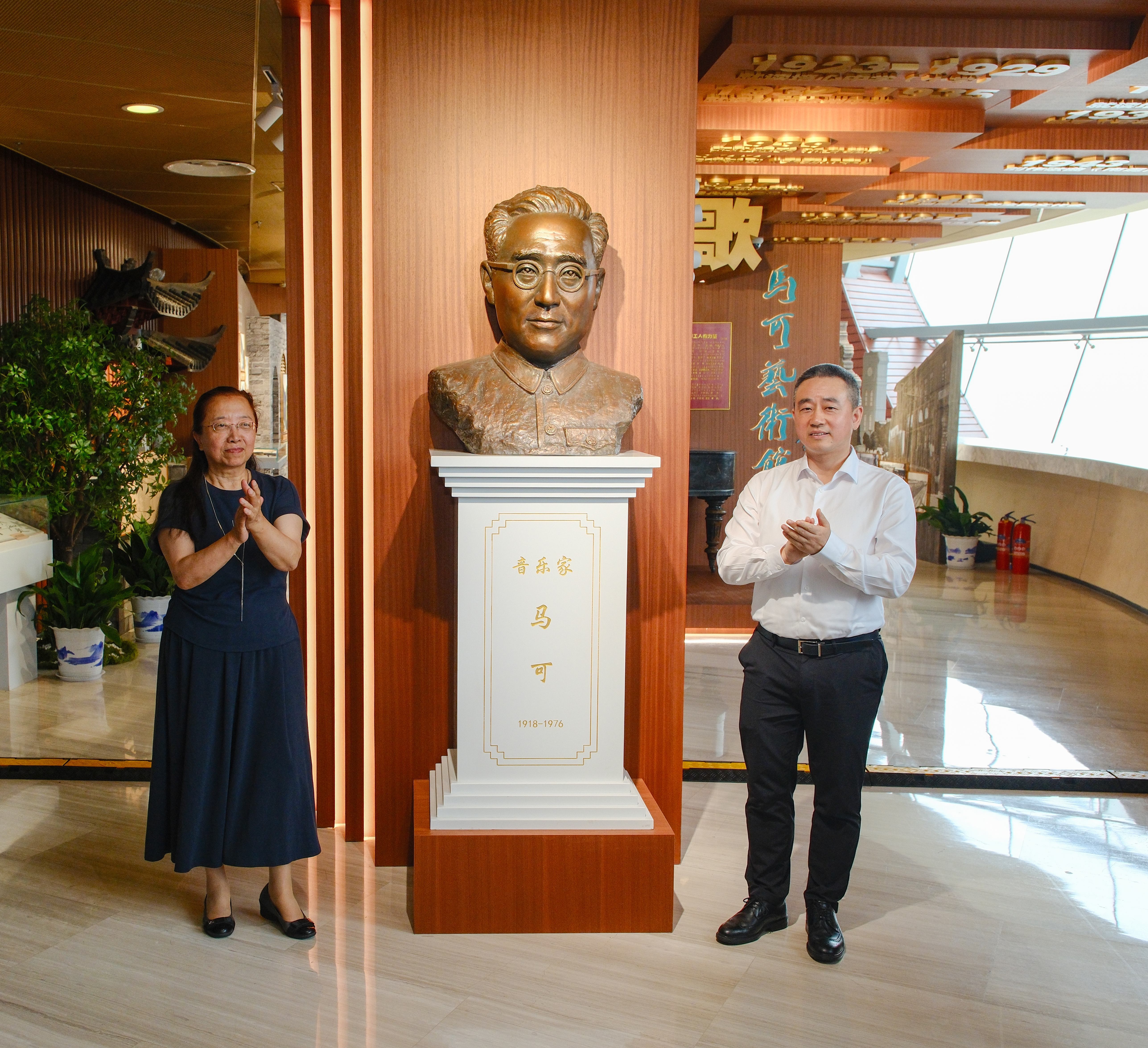 马可艺术馆在徐州揭幕：为人民而歌