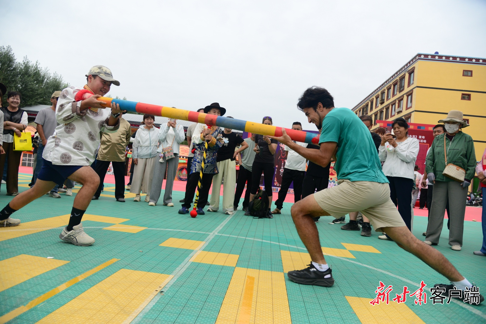 游客参与互动