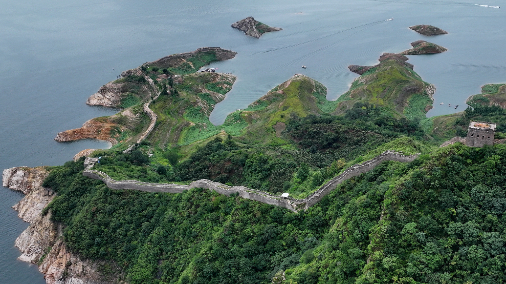 宽城满族自治县・潘家口水库水下长城，明长城潜入碧波，国内独有的水上长城奇观