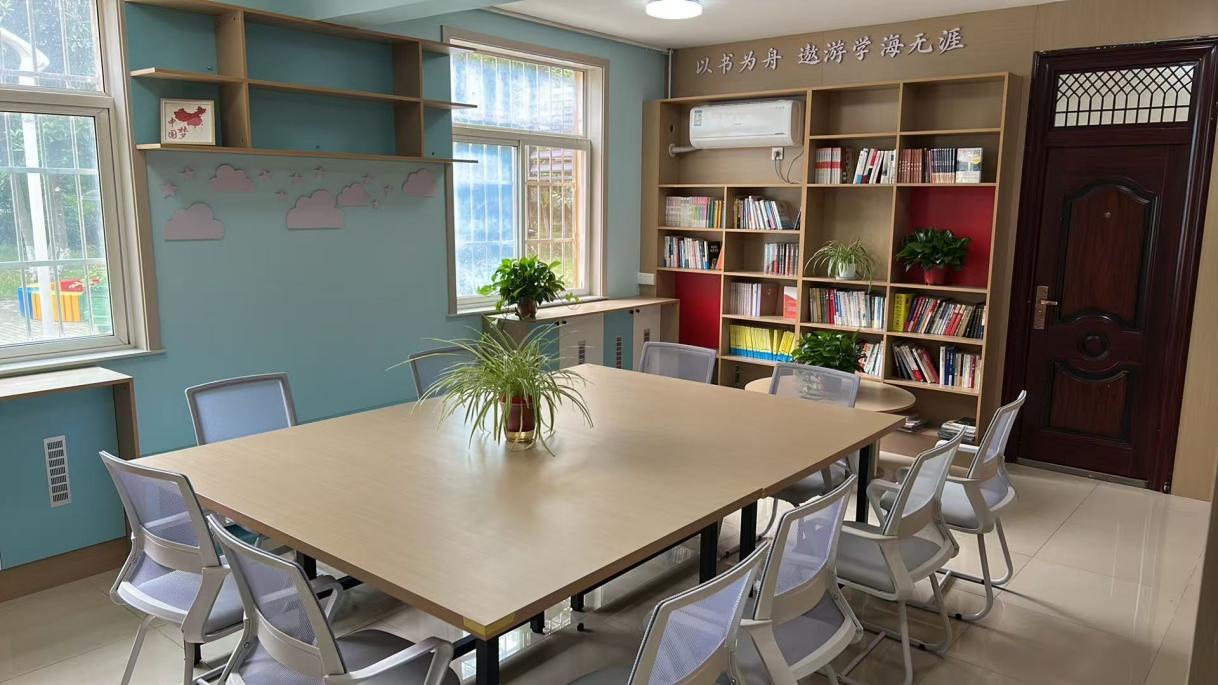 纺织家园社区书吧实景
