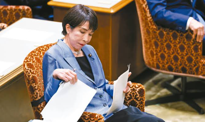 彻底反转!中间选民抛弃高市早苗