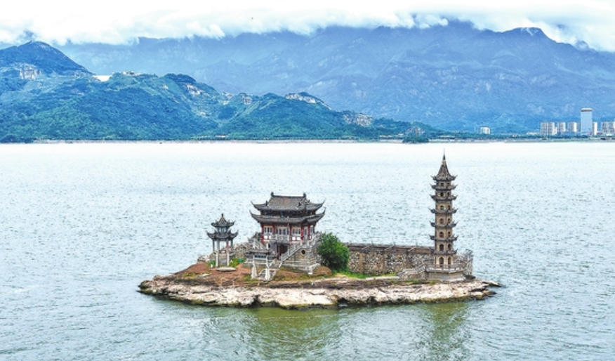 九江：水中仙岛（图）