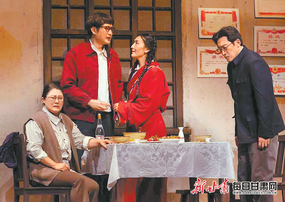 《青青的阿万仓》剧照 尹雪峰 摄