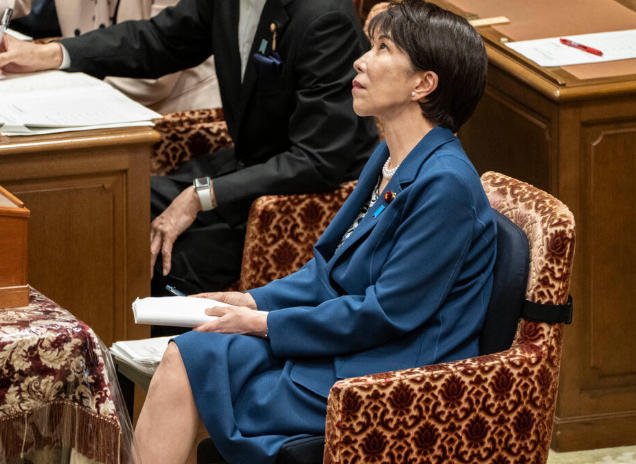 高市内阁支持率创新低，超八成民众接受女天皇