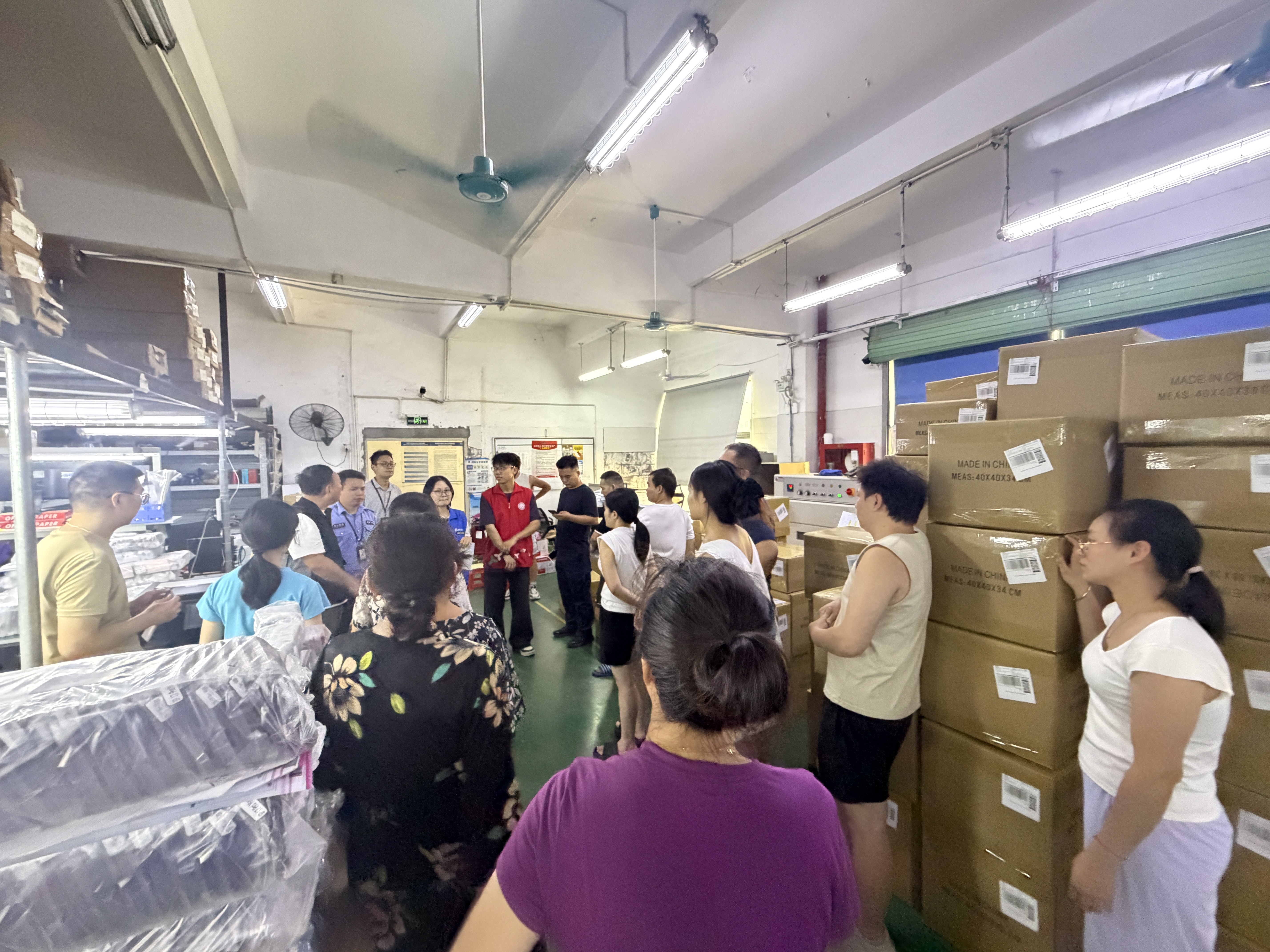 多方联动靶向核查，筑牢跨境物流安全防线——西乡街道开展新注册国际货代企业禁毒专项排查宣防