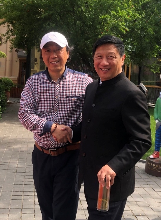 我与陈峰宁是战友，47年前同乘一列火车去的部队