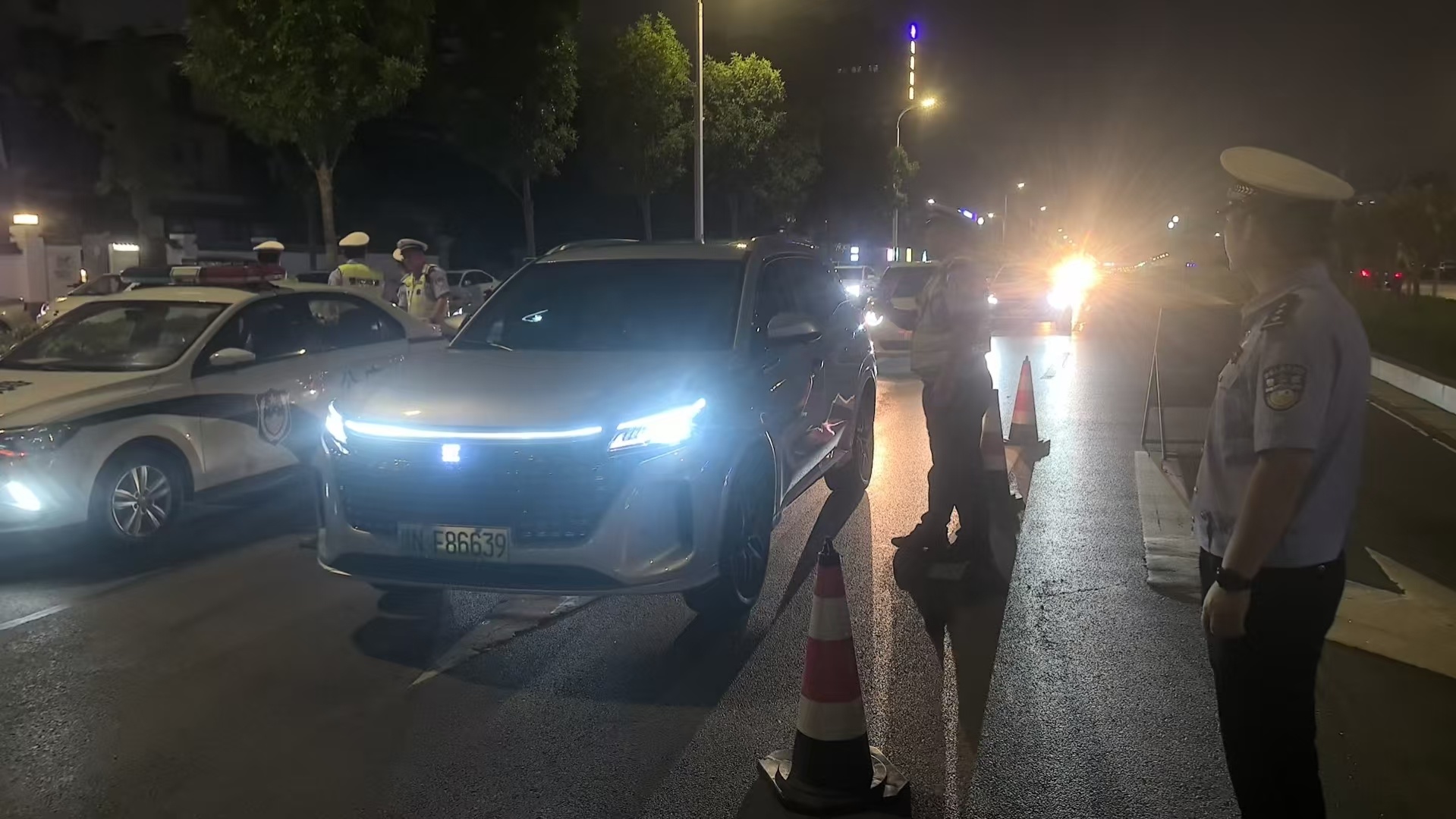 商丘交警持续开展夏季交通违法专项整治 多维发力守护群众平安出行