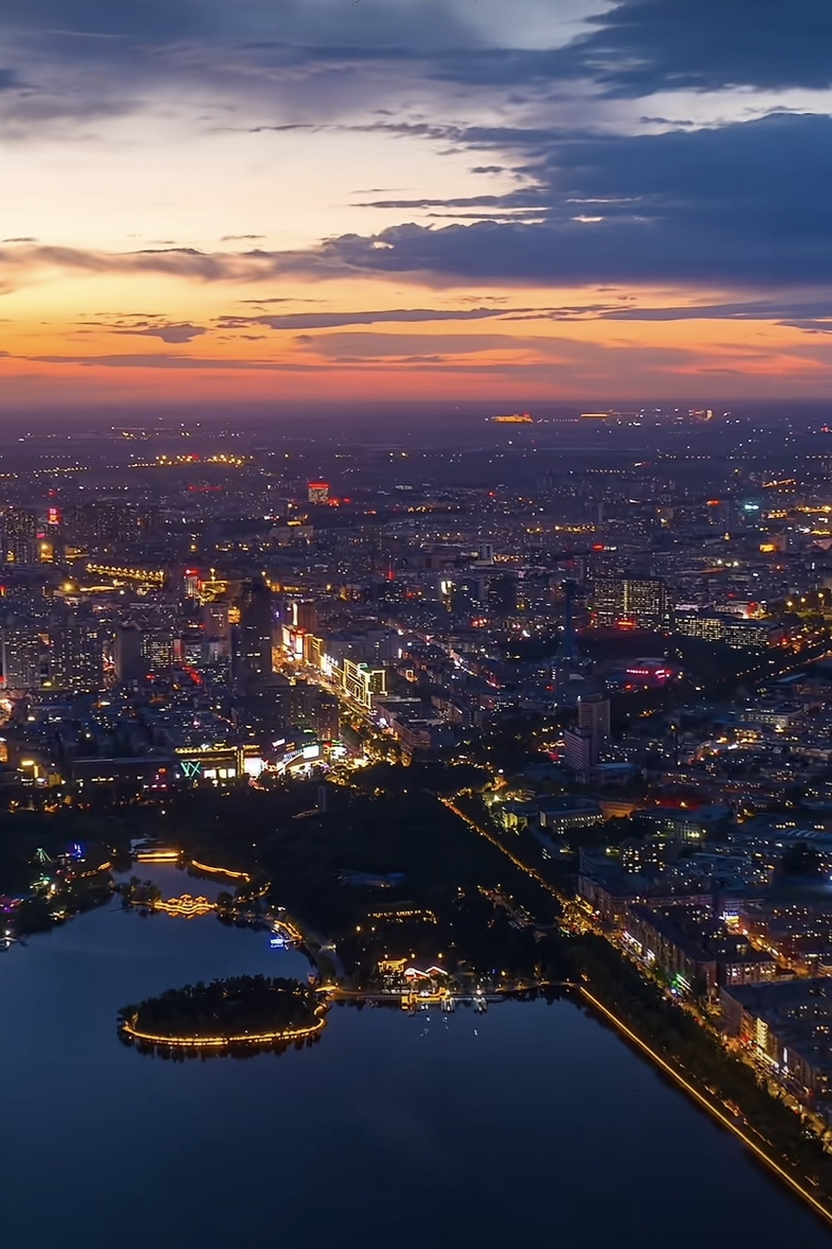 千灯织夜，广厦流光，长春市航拍夜景风光（图源：长春文旅）