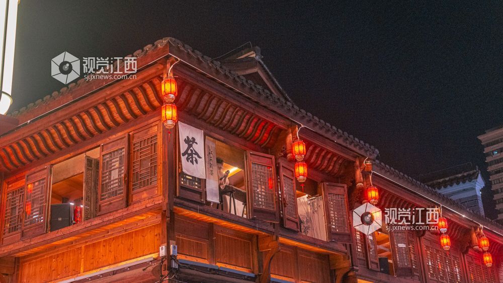 2026年7月25日在江西省南昌市万寿宫街区拍摄的画面。