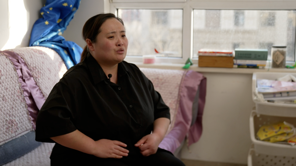 他只要不顺心，回家就打我，甚至痔疮犯了拉不出屎都能成为打我的理由