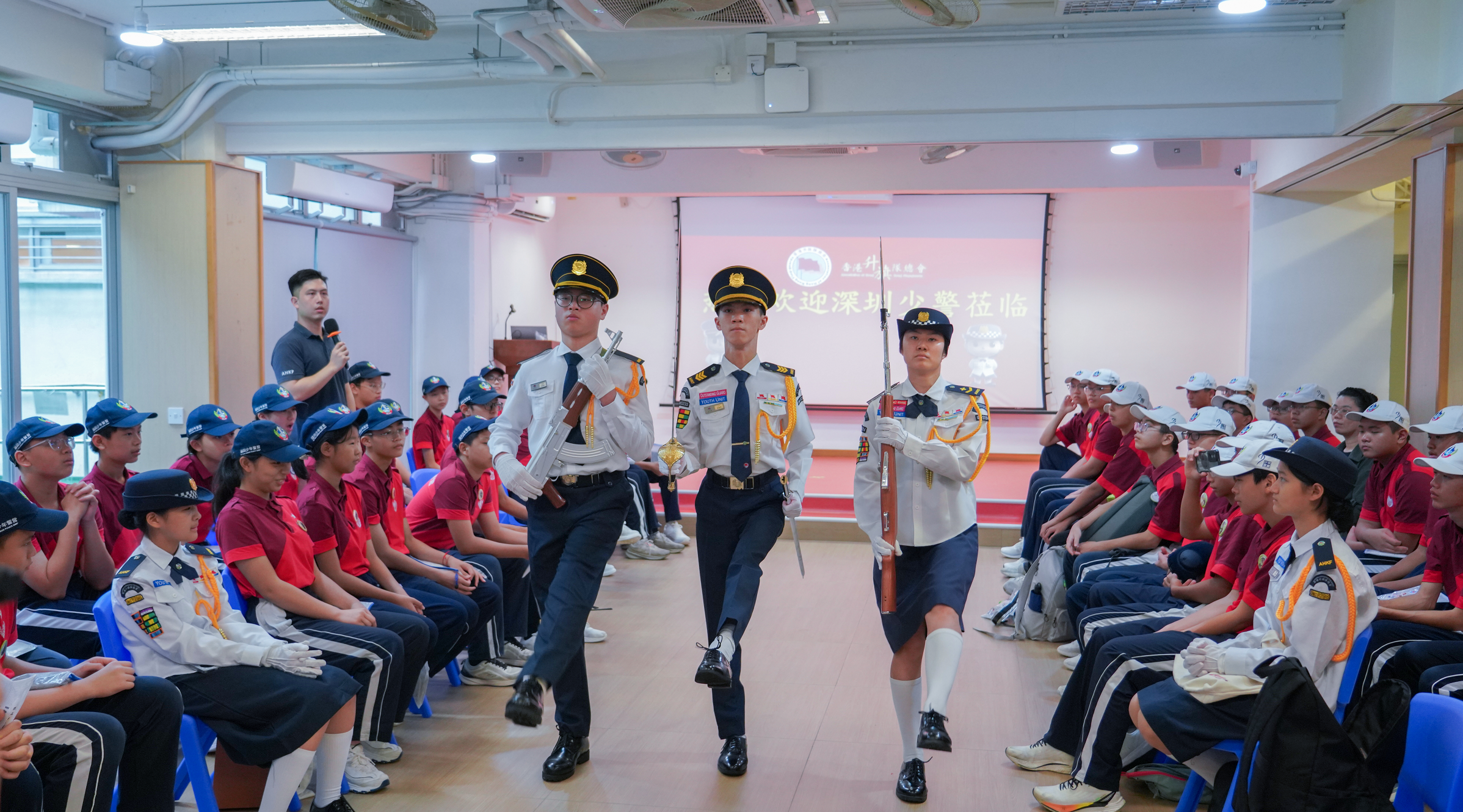 深港少年心连心 家国情怀代代传——深圳少年警营暑期赴港访问交流活动圆满结束