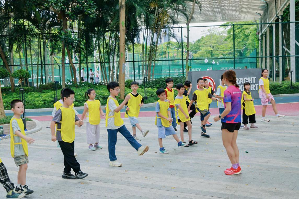 龙悦社区“阳光少年”夏令营：公益托管解民忧，多彩课程伴成长