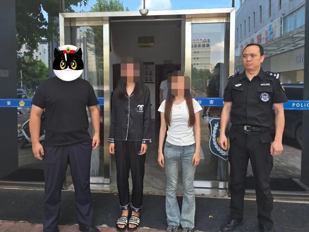 北湖拉车门特巡警2人副本.jpg