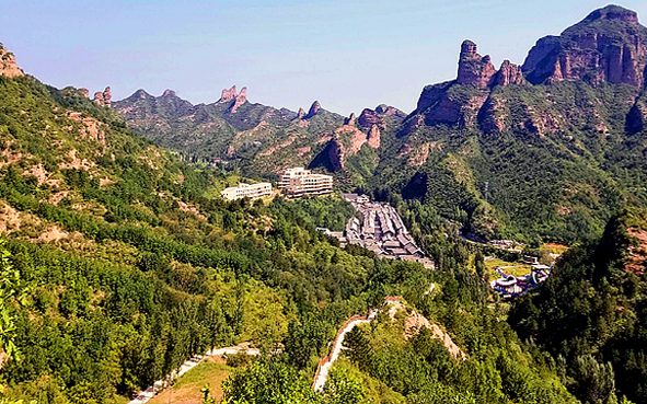 承德县・唐家湾丹霞奇峰，山谷温泉，小众休闲度假地