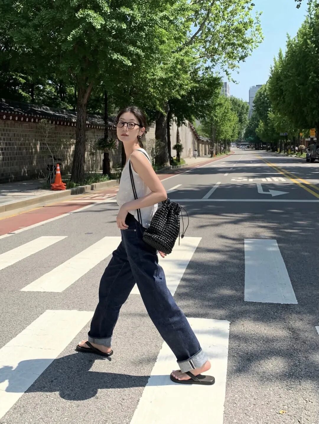 丑?不,今年夏天必须有一双! 丑?不,今年夏天必须有一双!