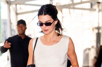 披头发太热，随便一扎又丑，夏天头发到底怎么弄？