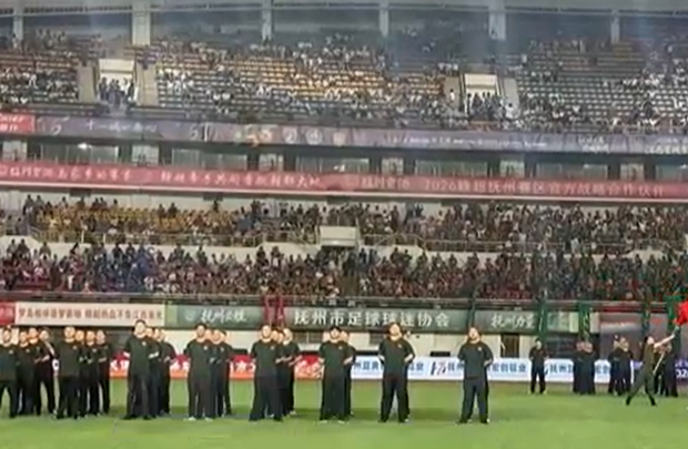 “八一”之夜，赣超赛场用最美歌声向“最可爱的人”致敬