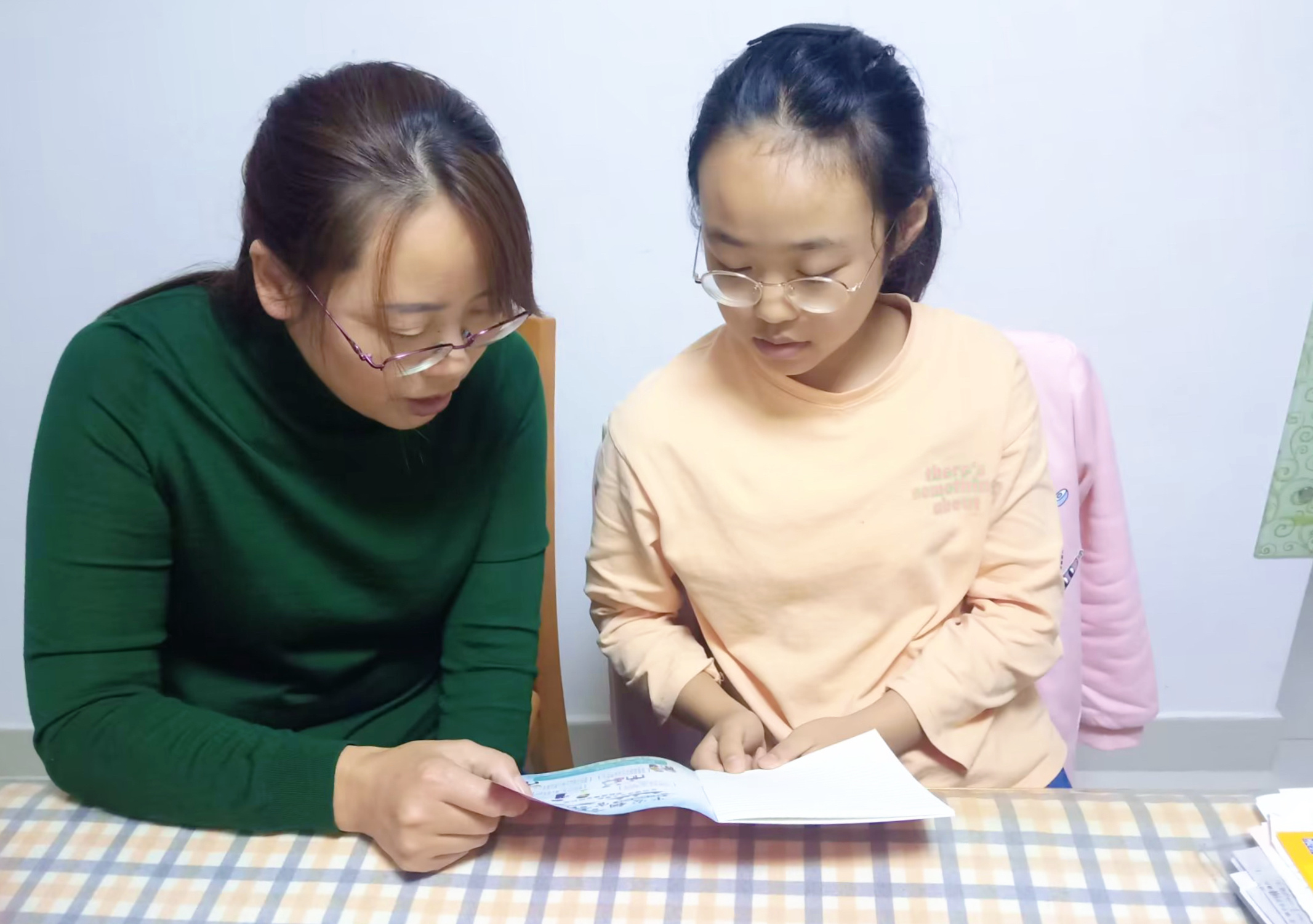 铜陵这个舅奶奶带大的女孩，考上南开了！