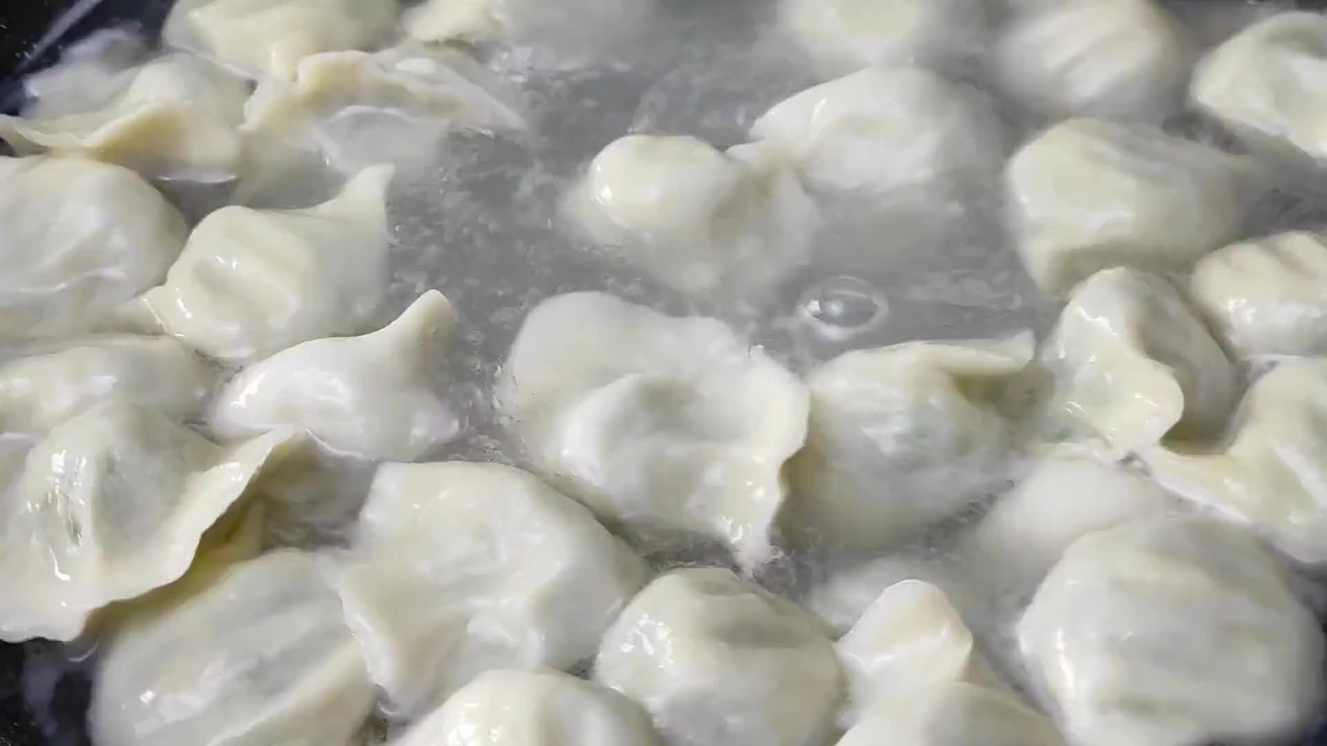 花生米包饺子，没想到这么好吃，家人三天两头点名要，出锅太香了