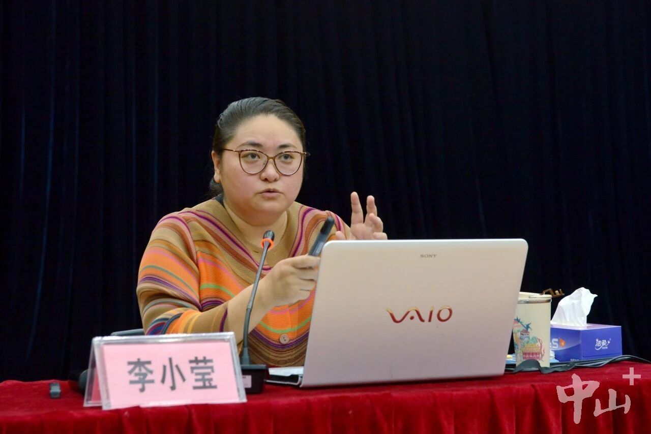 中山合唱团常任指挥李小莹。(资料图片图源:中山市文化馆)