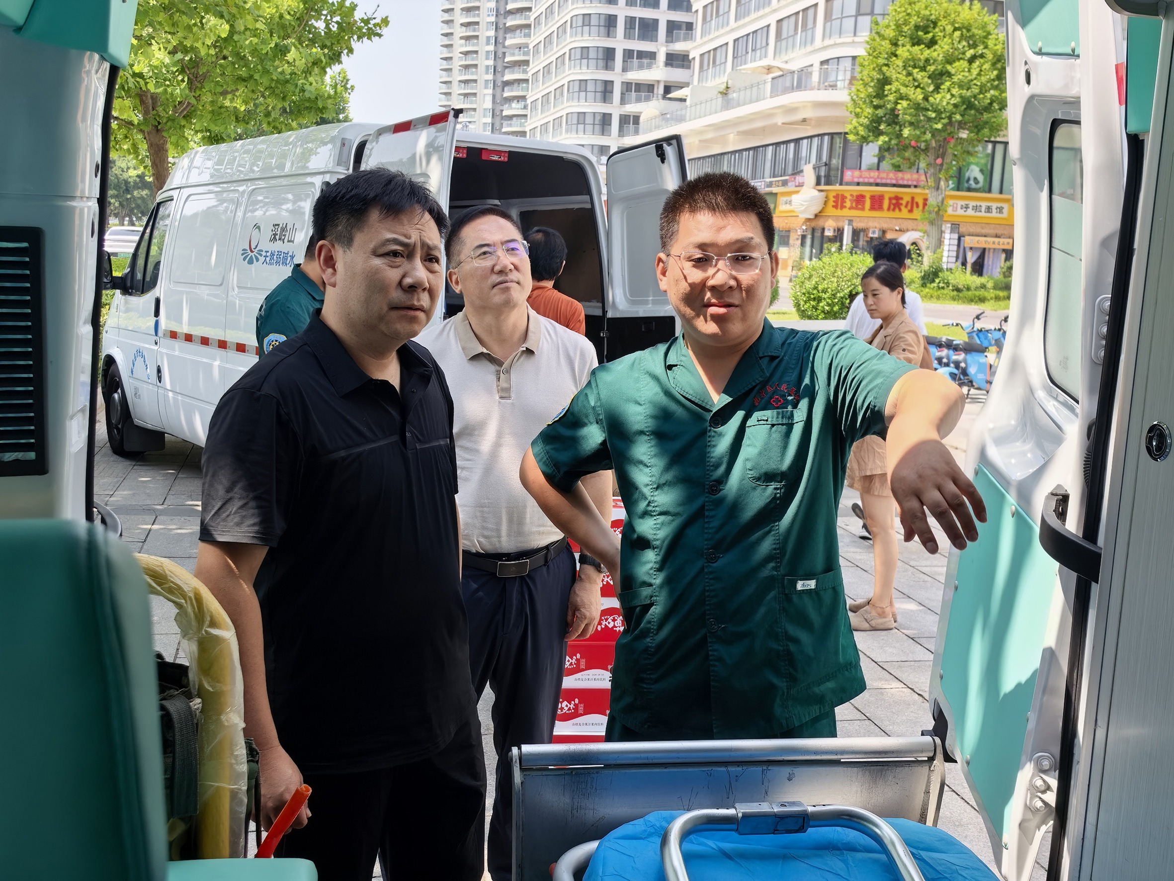 秦皇岛市卫健委主要领导赴沿海医疗保障一线开展调研