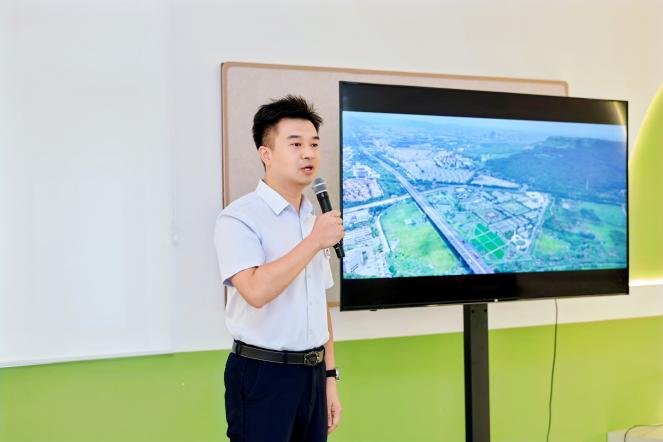 南京江宁:“红喇叭”送“理”进社区