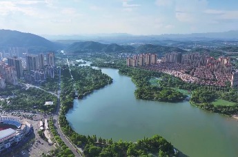 新余空气质量连续7年达国家二级标准，是全省首个全域碳达峰试点城市