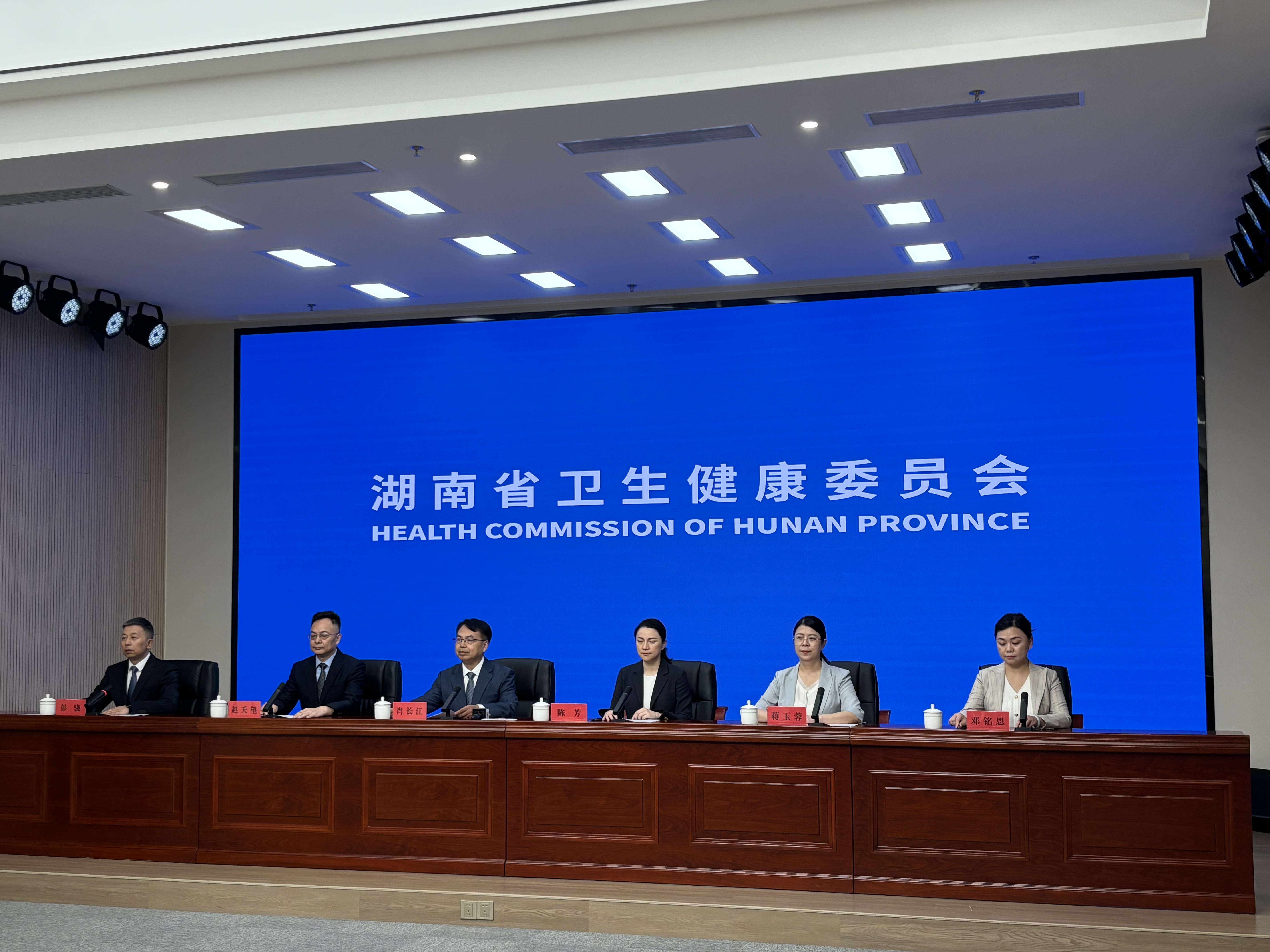 破解哺乳误区 守护母婴安康！专家详解母乳喂养核心要点