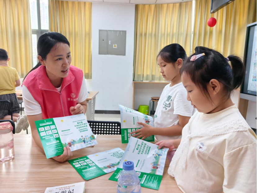 河东社区护航平安暑期 筑牢青少年出行安全防线