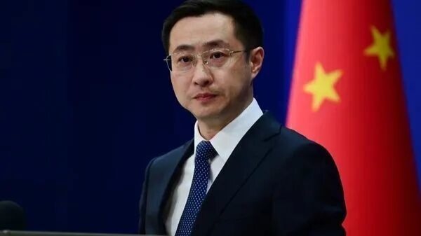 中方回应是否在太平洋海底开采稀土
