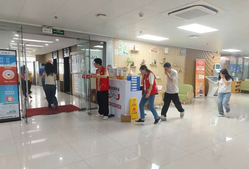 西乡街道盐田社区开展消防演练 以实战提升应急能力