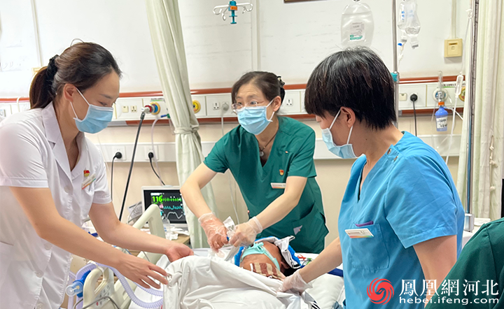 秦皇岛热射病患者陆续入院 医生提醒老年人居家也需警惕“沉默中暑”