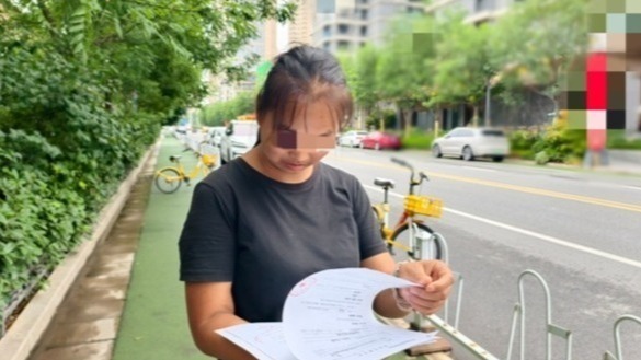 丈夫坠亡后百万赔偿款妻女仅得3万