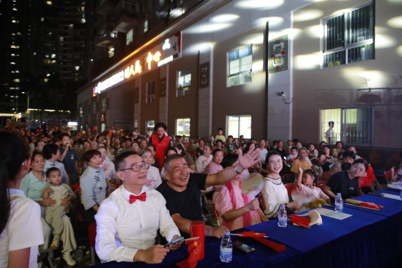 迟赴八一之约 永续军魂之光—— 福中福社区庆祝祖国建军99周年文艺汇演共叙军民鱼水深情