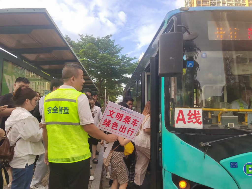 2188c71a8d028b37867d6cddd2209b20d47d491a7ec1b7f7a1d6a6eaf09ba4a6