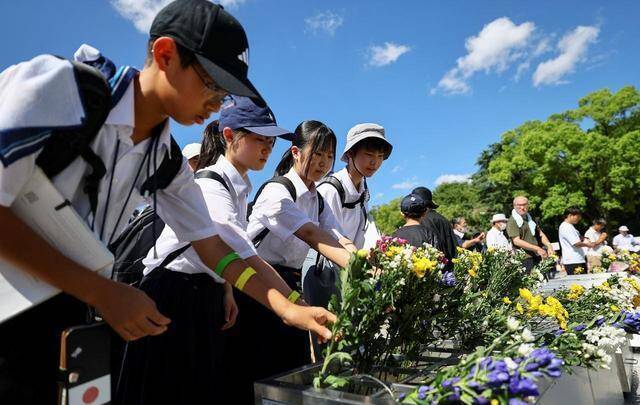 反噬来了!日网民高呼”日本从未被原子弹炸过“,篡改历史的报应