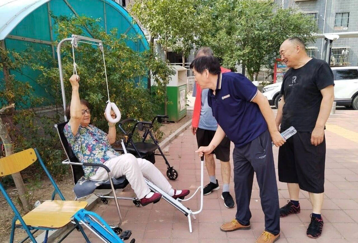 倪师傅爱心发明志愿团队 来源:槐荫区委宣传部
