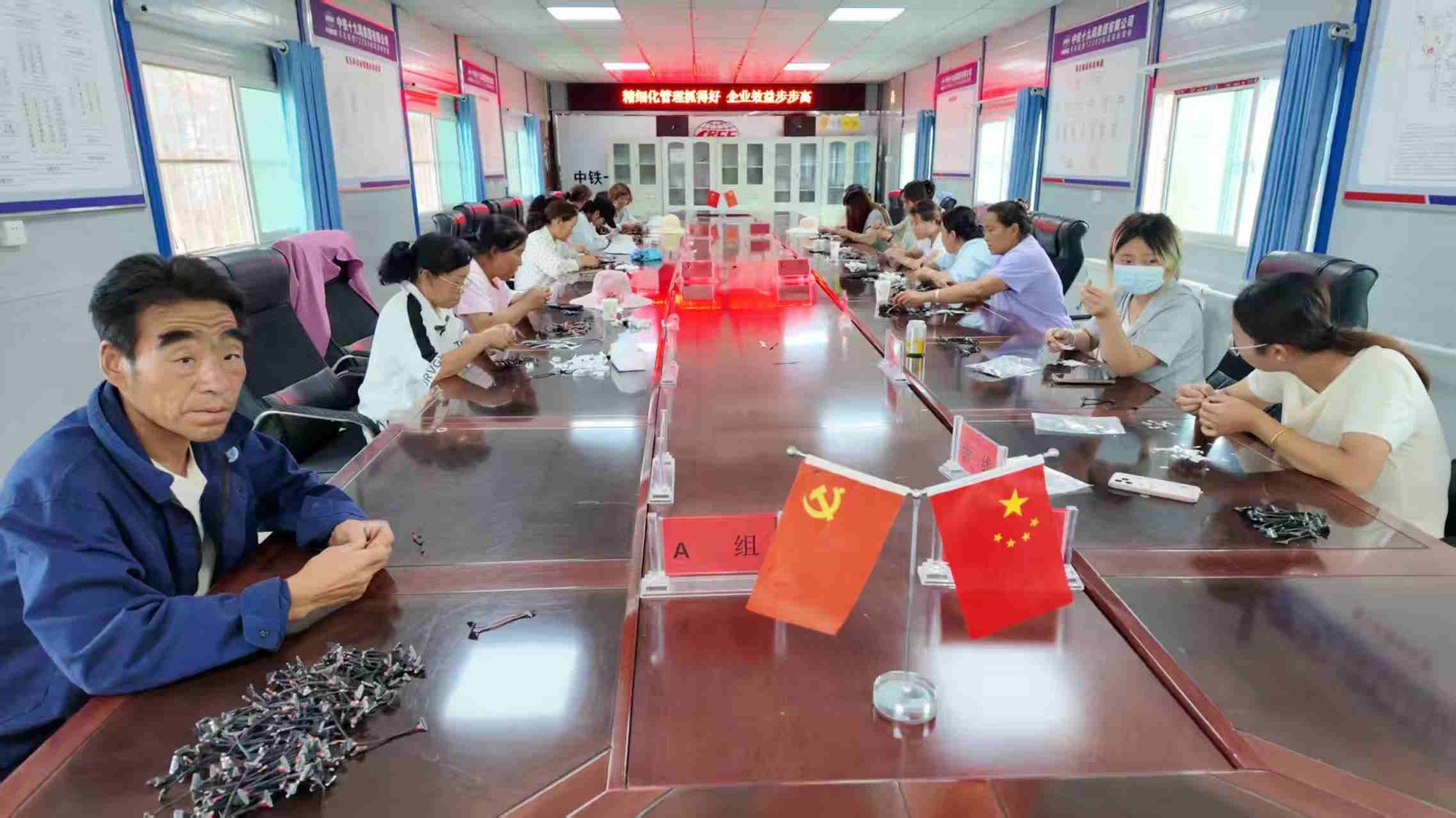线束代加工(张家川县融媒体中心供图)