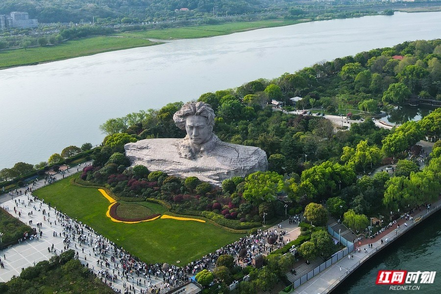 橘子洲头。