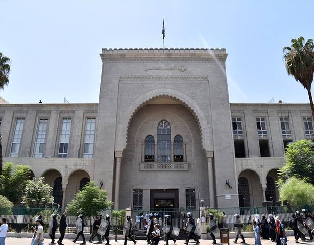 判巴沙尔死刑前两天,俄罗斯保住了中东最后两个基地