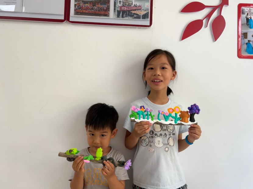 指尖捏童趣 创意造美好  --桃源社区开展儿童青少年黏土DIY活动