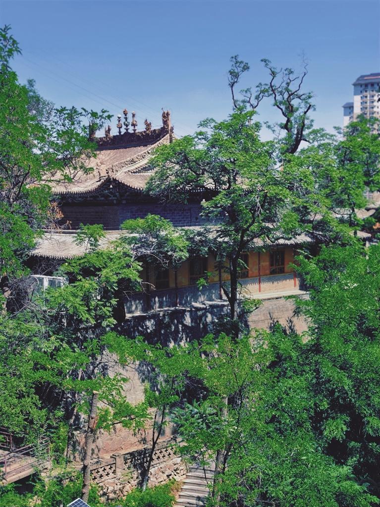 五泉山公园嘛呢寺