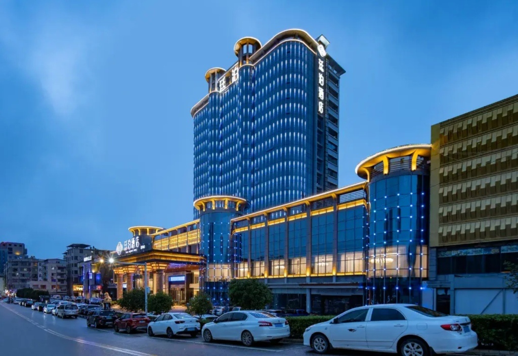 原南海国际大酒店目前已更名运营。
