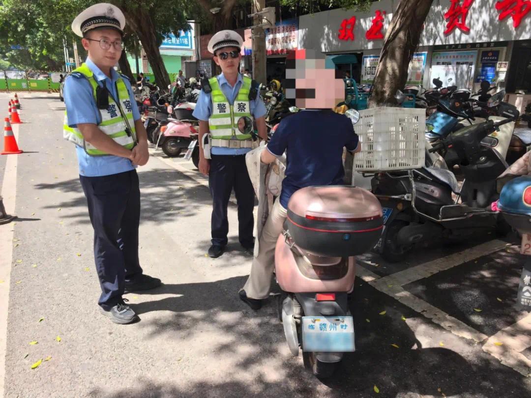 超标车 (4).jpg