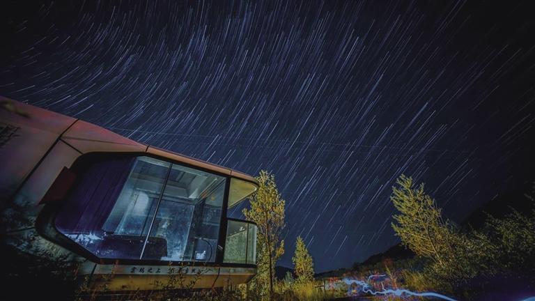 英仙座流星雨划破榆中马坡乡夜空
