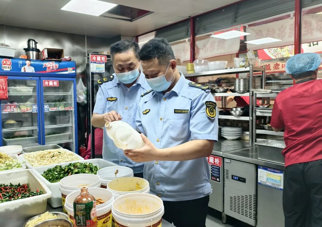 夜市何以长久?沛县跳出“放、管”两难守护烟火升腾